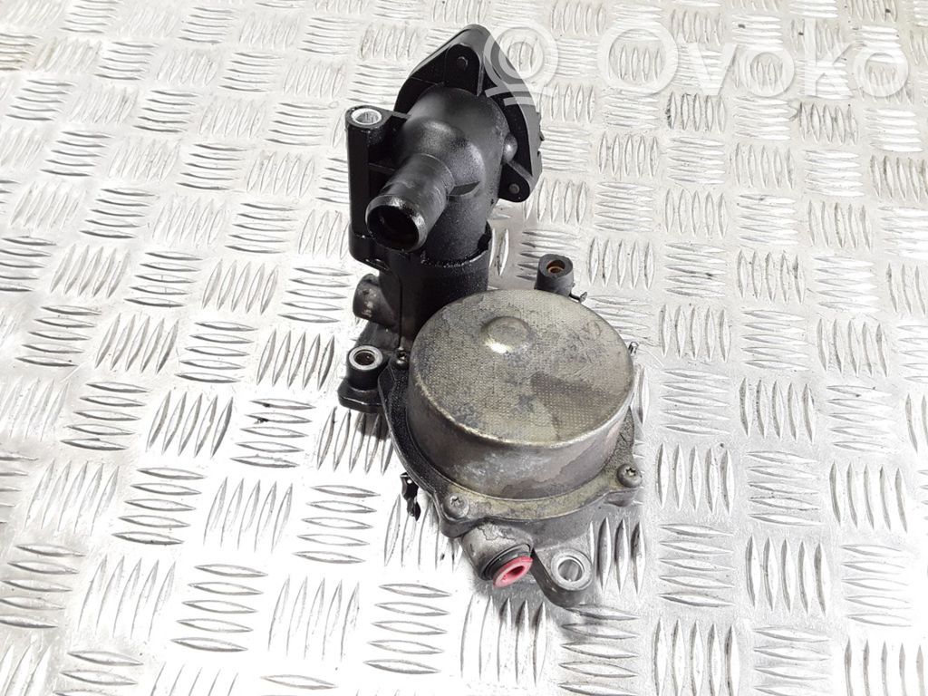 Jaguar X-Type Vacuum pump 