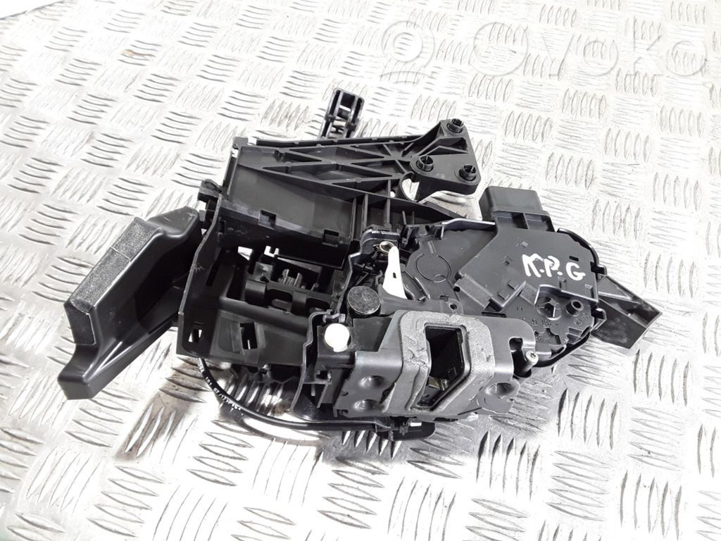 Toyota Yaris Galinių durų spyna 