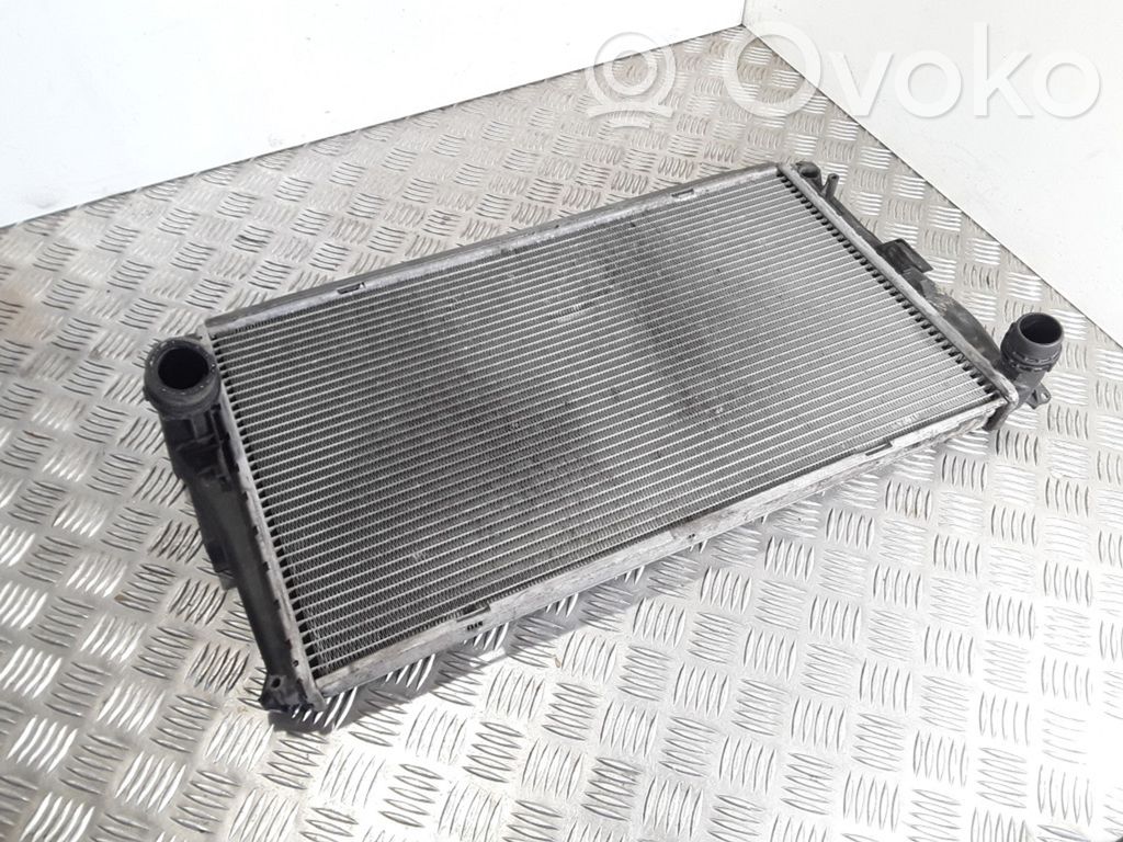 BMW 1 E81 E87 Coolant radiator 