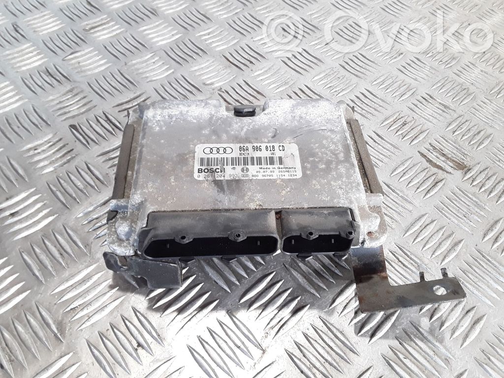 Engine control unit/module   06A906018CD,0261204993