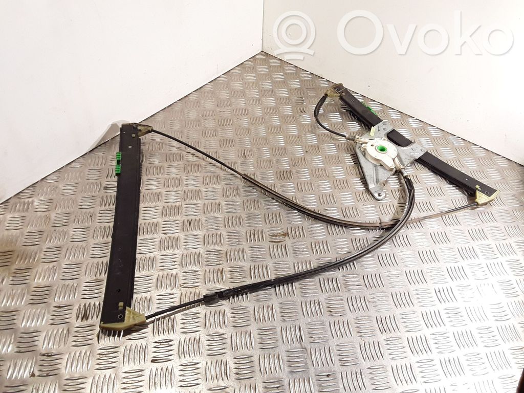 Mechanizm podnoszenia szyby przedniej bez silnika   8L3837398