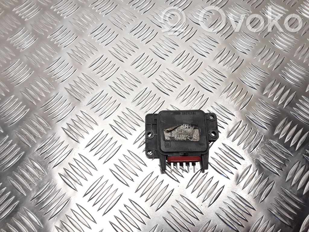 Opel Corsa B Ignition amplifier control unit 