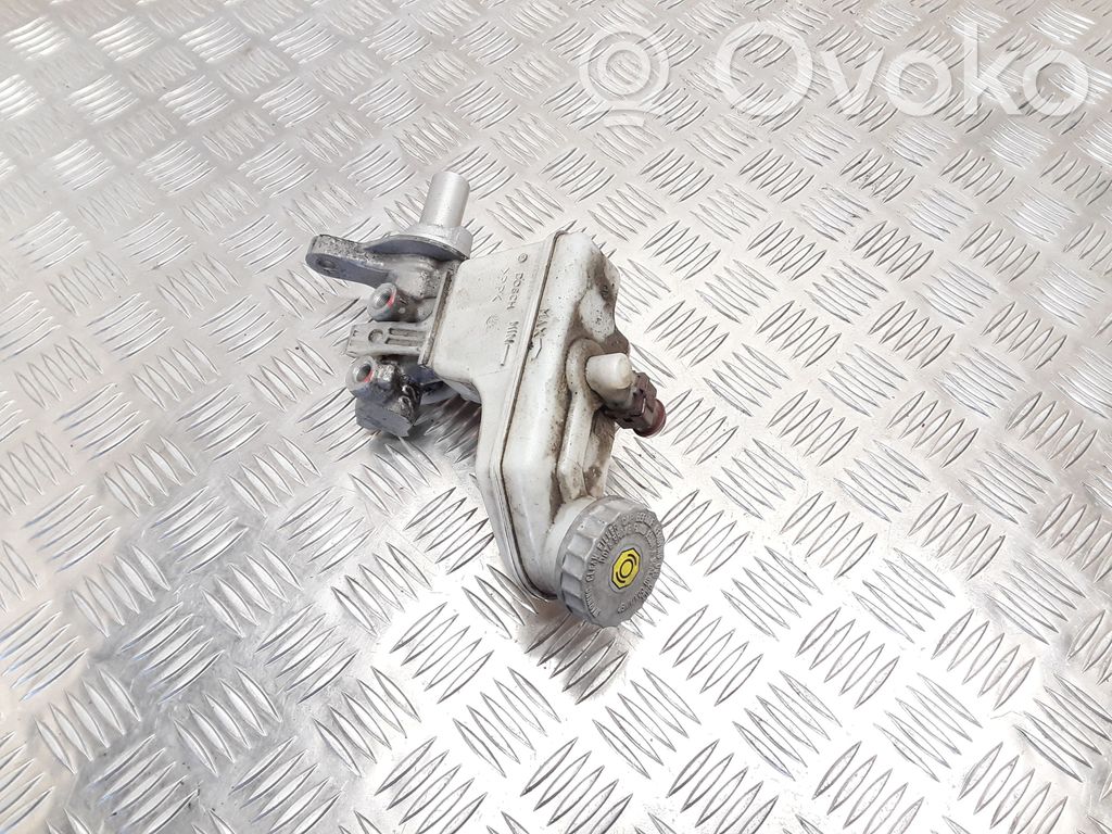 Opel Agila B Pääjarrusylinteri 