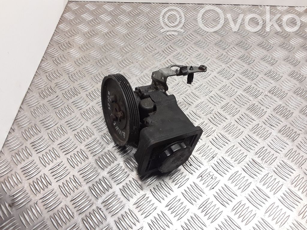 Power steering pump   32422247046