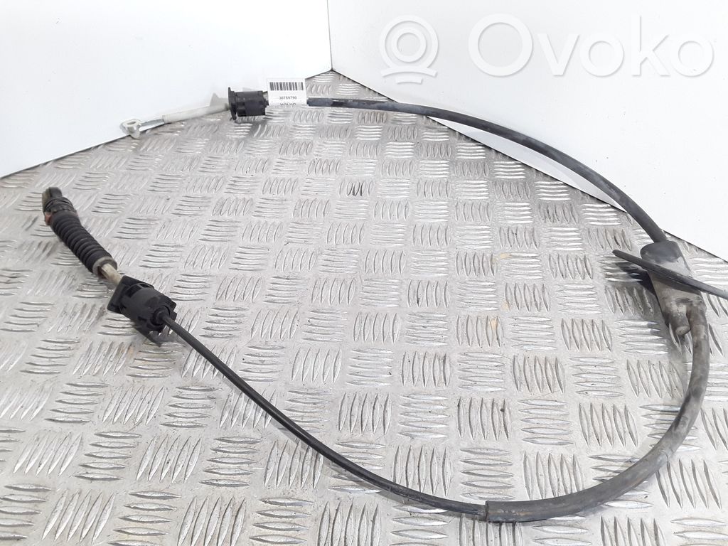 Volvo XC70 Gear shift cable linkage 