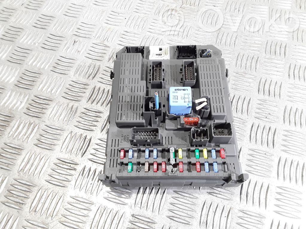 Módulo de fusible   1400310680,1400310680IH,100604055111291