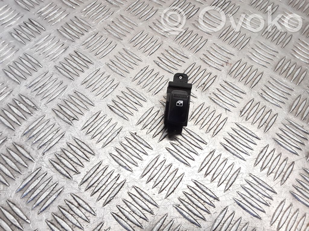 Hyundai i10 Electric window control switch 