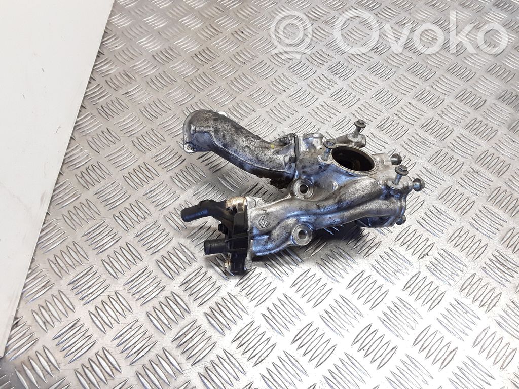 Nissan Qashqai Kita variklio skyriaus detalė 