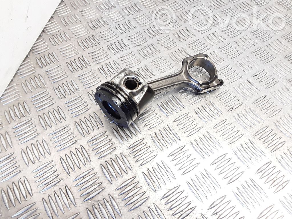 Opel Corsa D Piston with connecting rod 