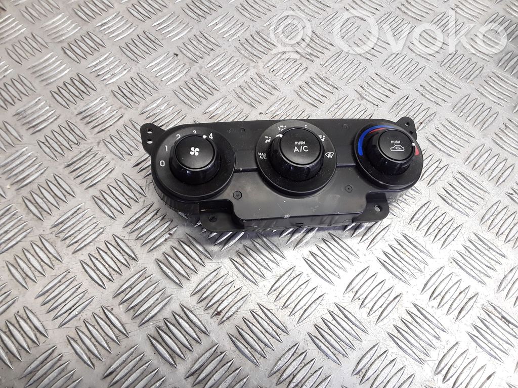 KIA Cerato Climate control unit 