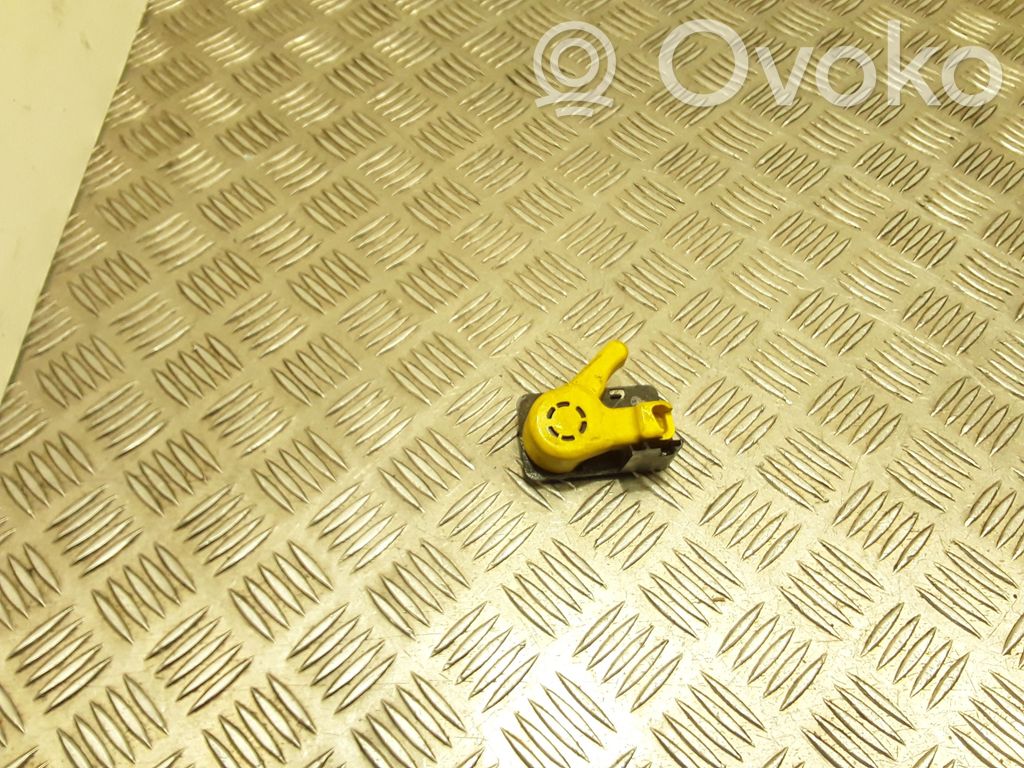 Ford Focus Poignée, déverrouillage du capot moteur 