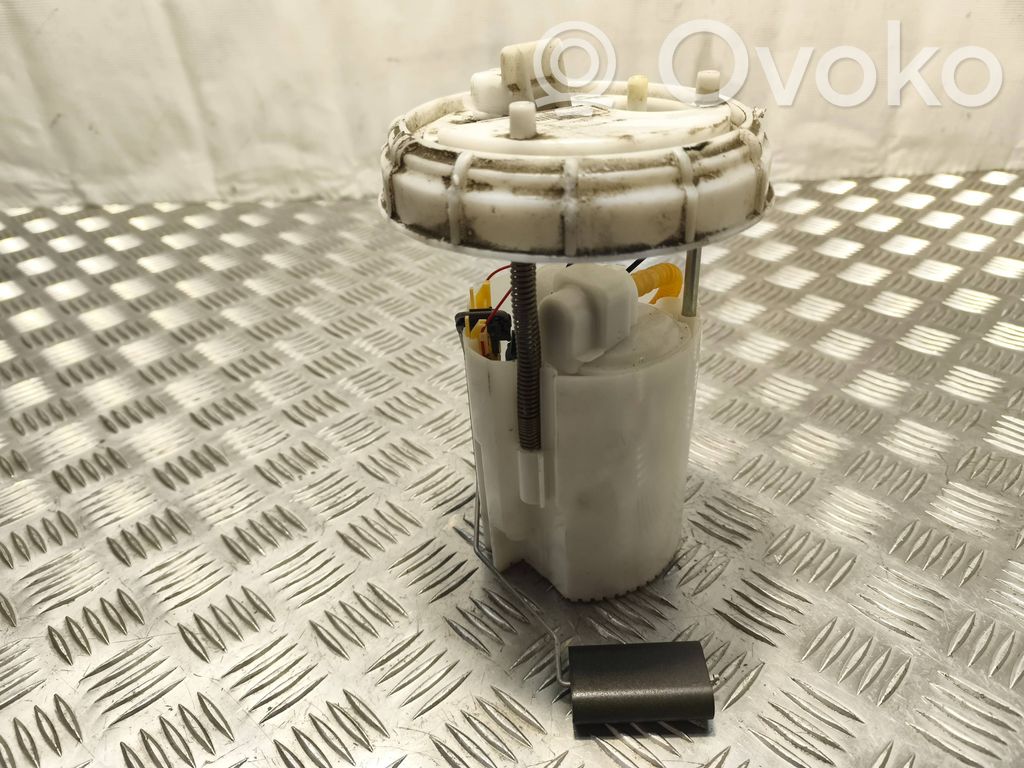 Opel Corsa E Bomba interna de combustible 
