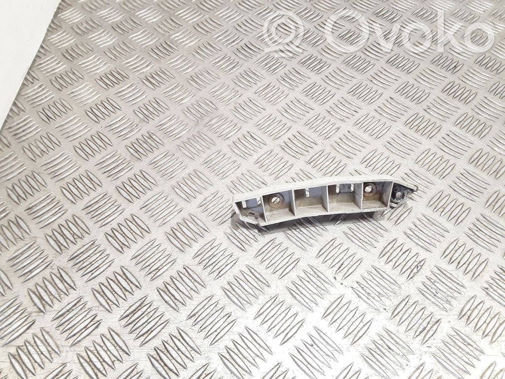 Ford Focus Front bumper mounting bracket 