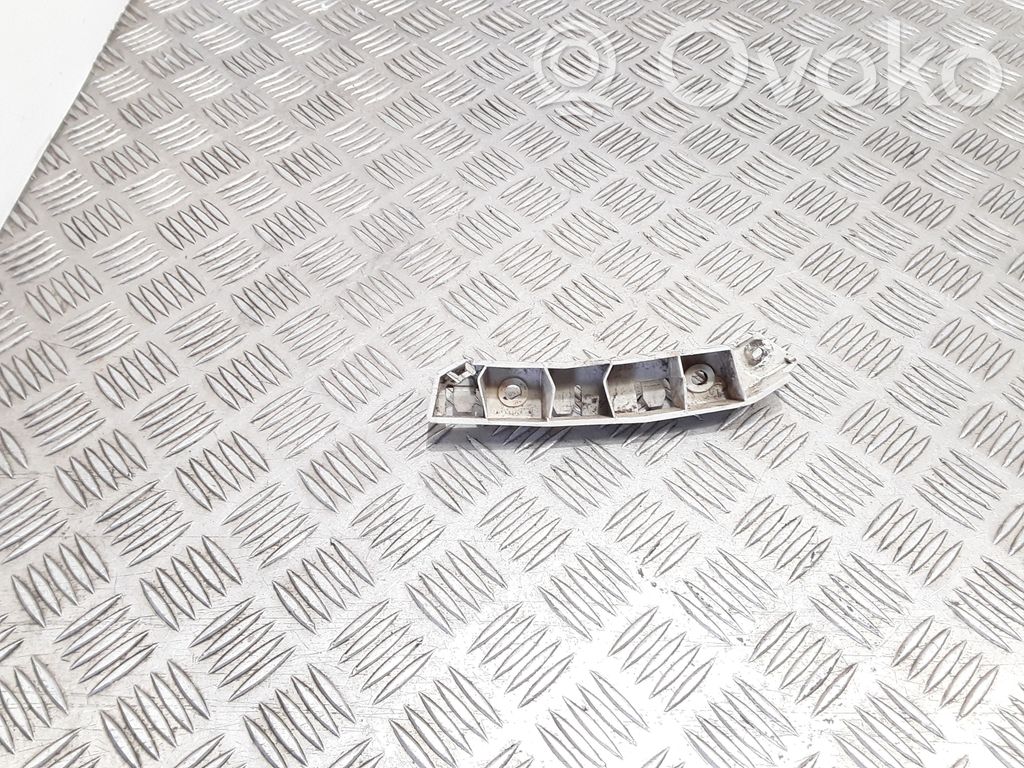 Ford Focus Front bumper mounting bracket 