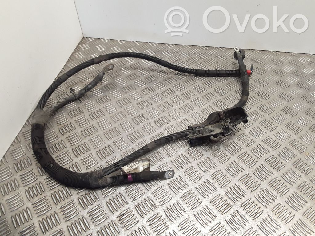 Ford Transit Custom Cable positivo (batería) 