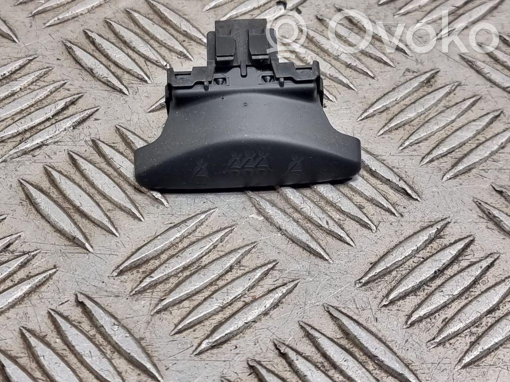 Citroen C5 Passenger airbag on/off switch 