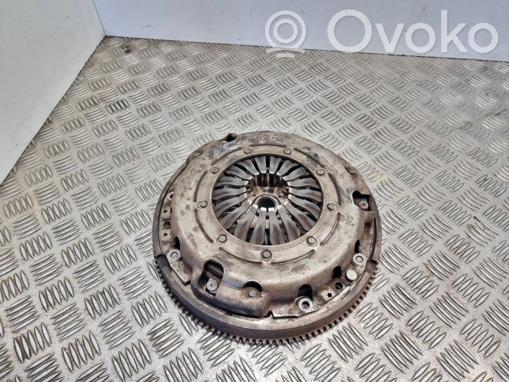 Opel Vivaro Juego de embrague 