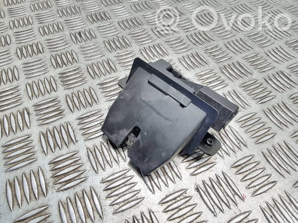 Ford Fiesta Aizmugurējā pārsega slēdzene 