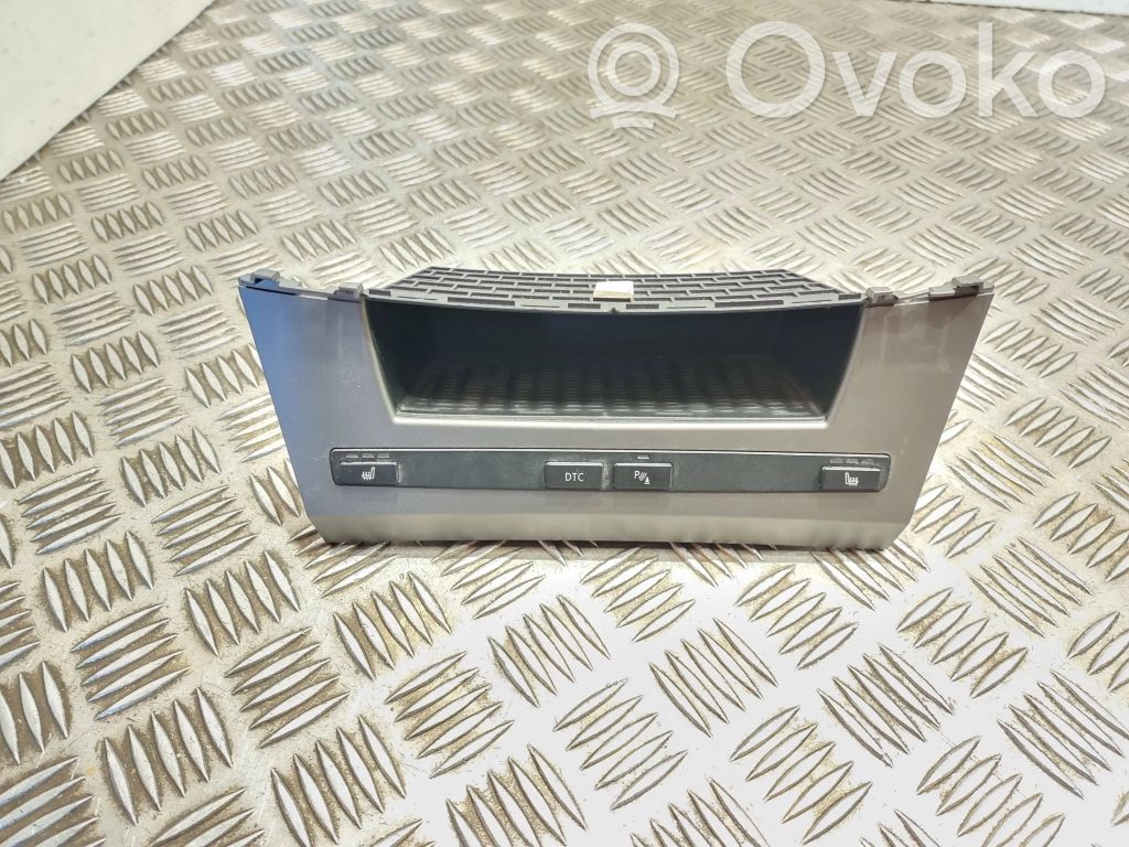 BMW 5 E60 E61 Seat heating switch 