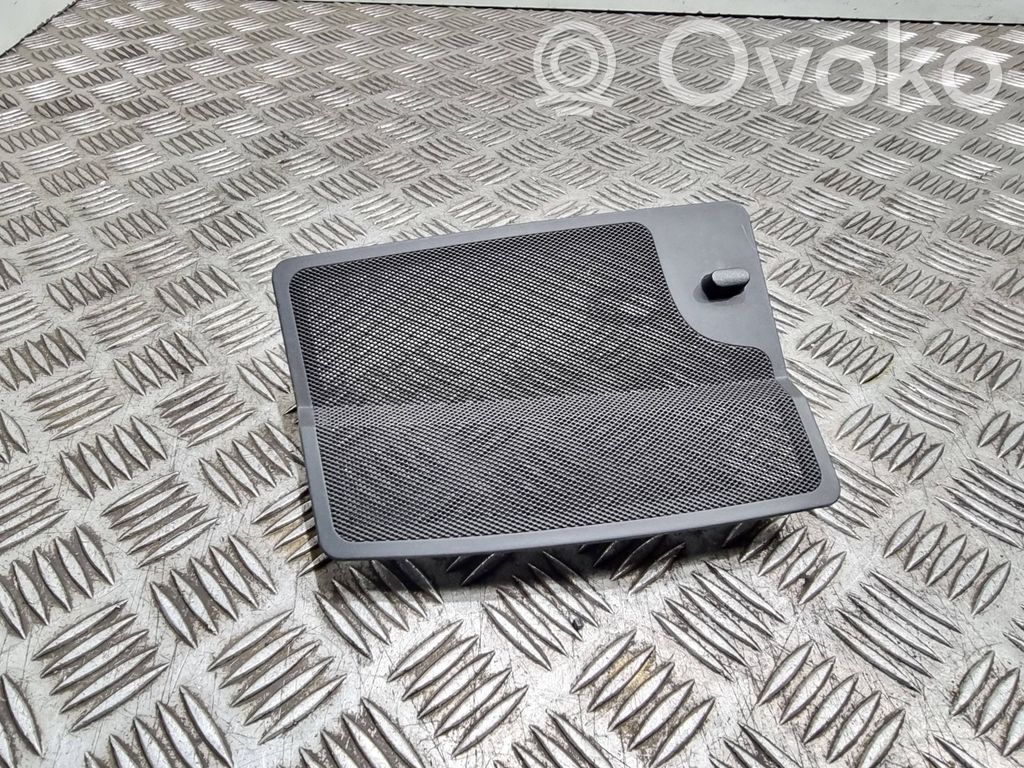 BMW 5 E60 E61 Centrinio garsiakalbio apdaila 
