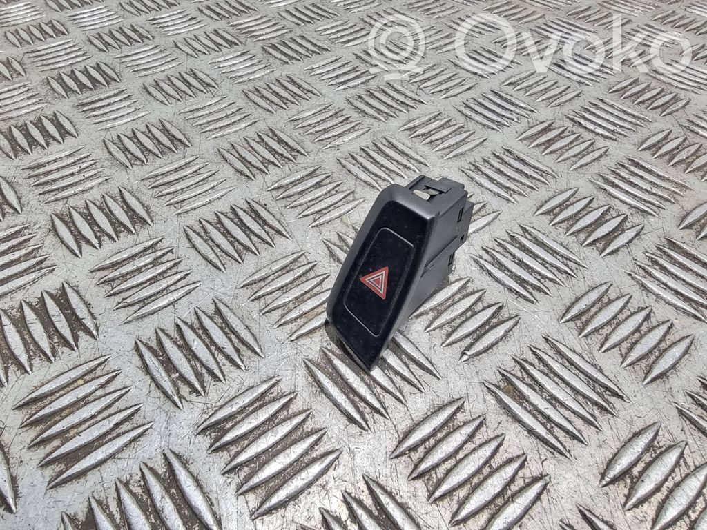Audi A4 S4 B8 8K Hazard light switch 
