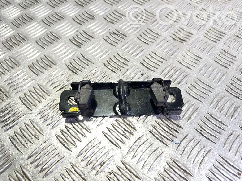 Ford Grand C-MAX Tailgate lock loop/hook striker 