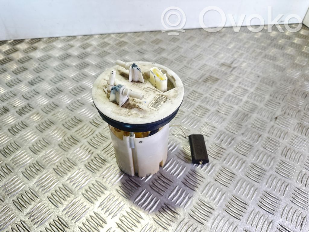 Ford Grand C-MAX Bomba interna de combustible 