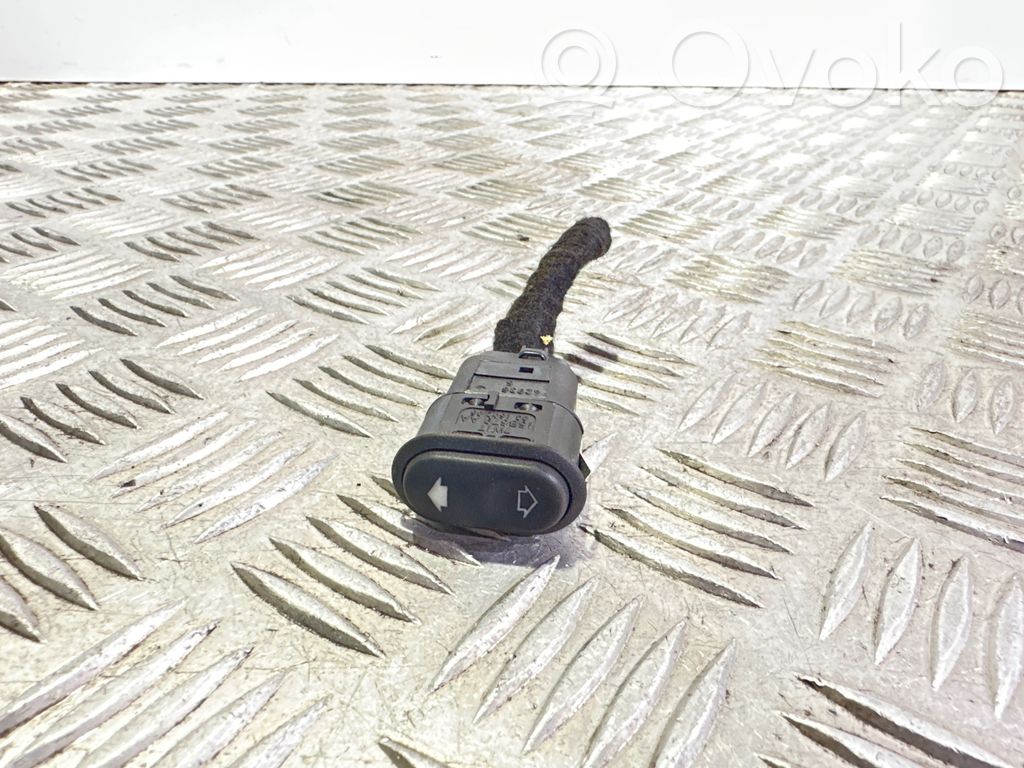 Ford Mondeo MK IV Seat control switch 