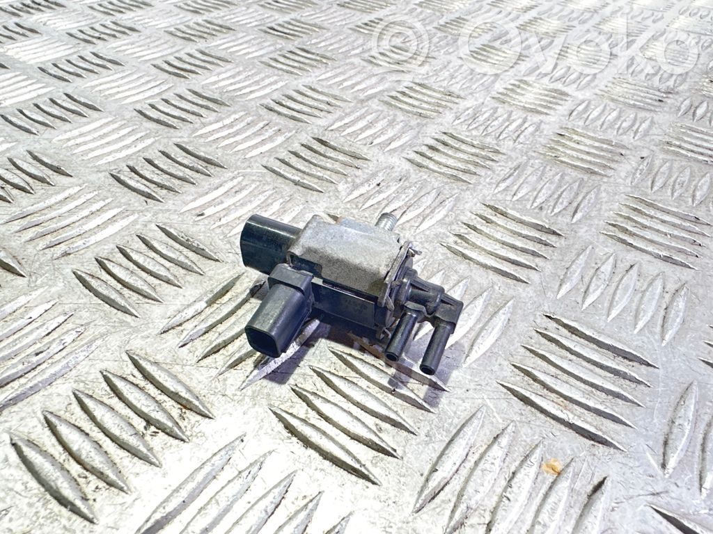 Volvo V50 Solenoidinis vožtuvas 