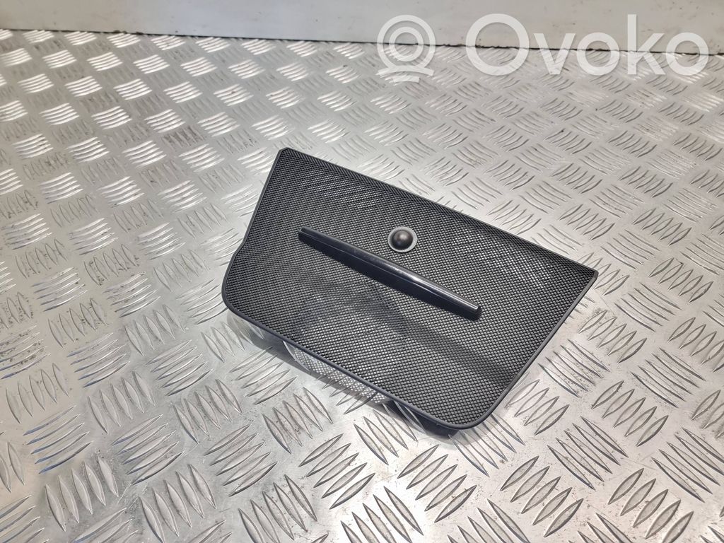 Mercedes-Benz E C207 W207 Centrinio garsiakalbio apdaila 