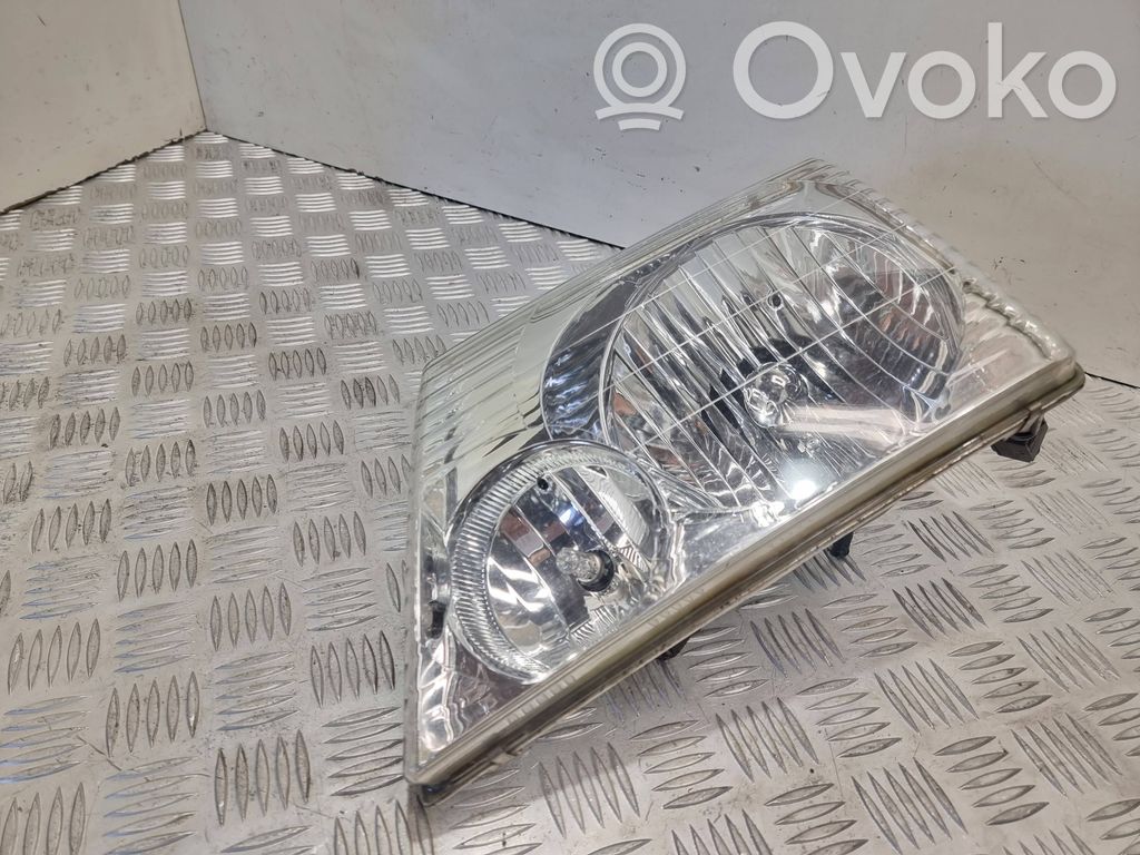 Headlight/headlamp   1L2X13006A