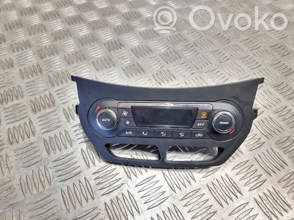 Ford C-MAX II Climate control unit 