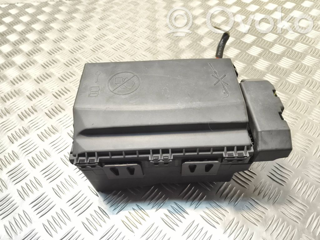 Opel Astra J Fuse box set 