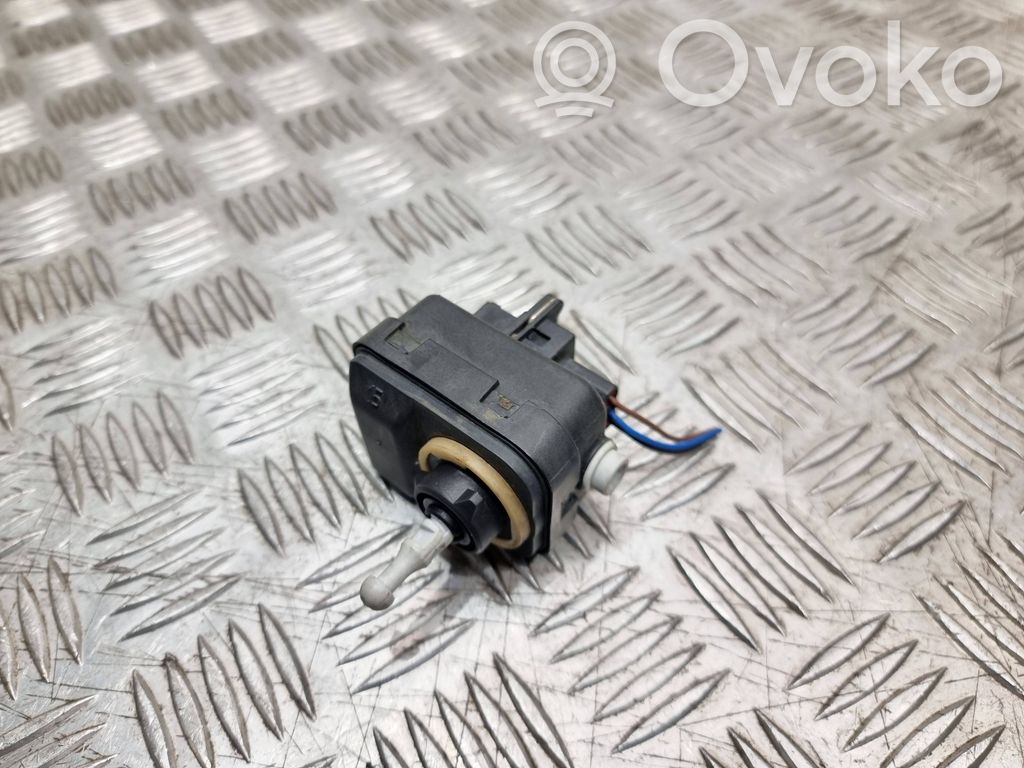 Nissan Note (E11) Headlight level adjustment motor 