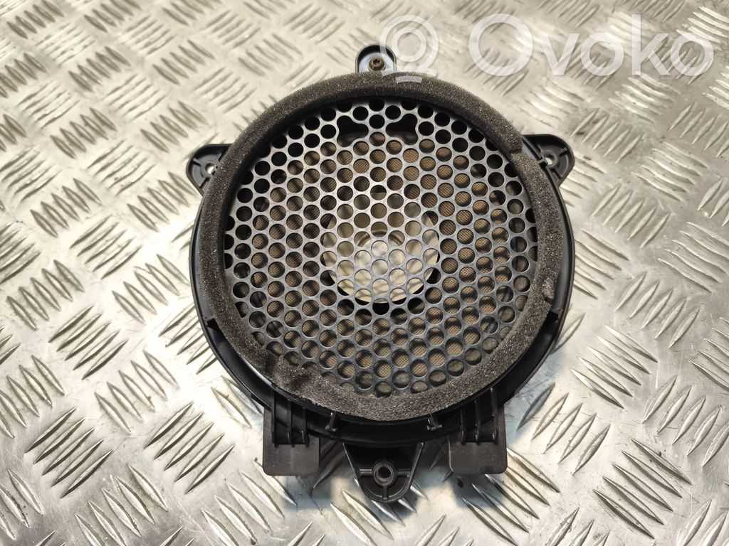 Altavoz de la puerta trasera   04685967AD