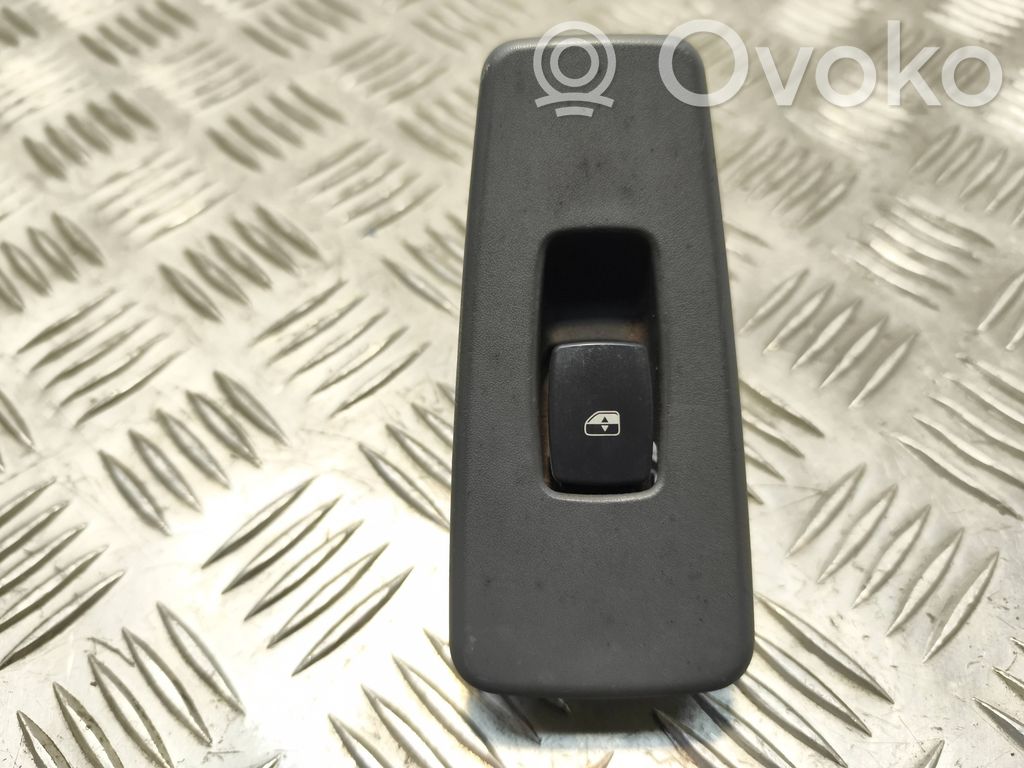 Chrysler Pacifica Electric window control switch 