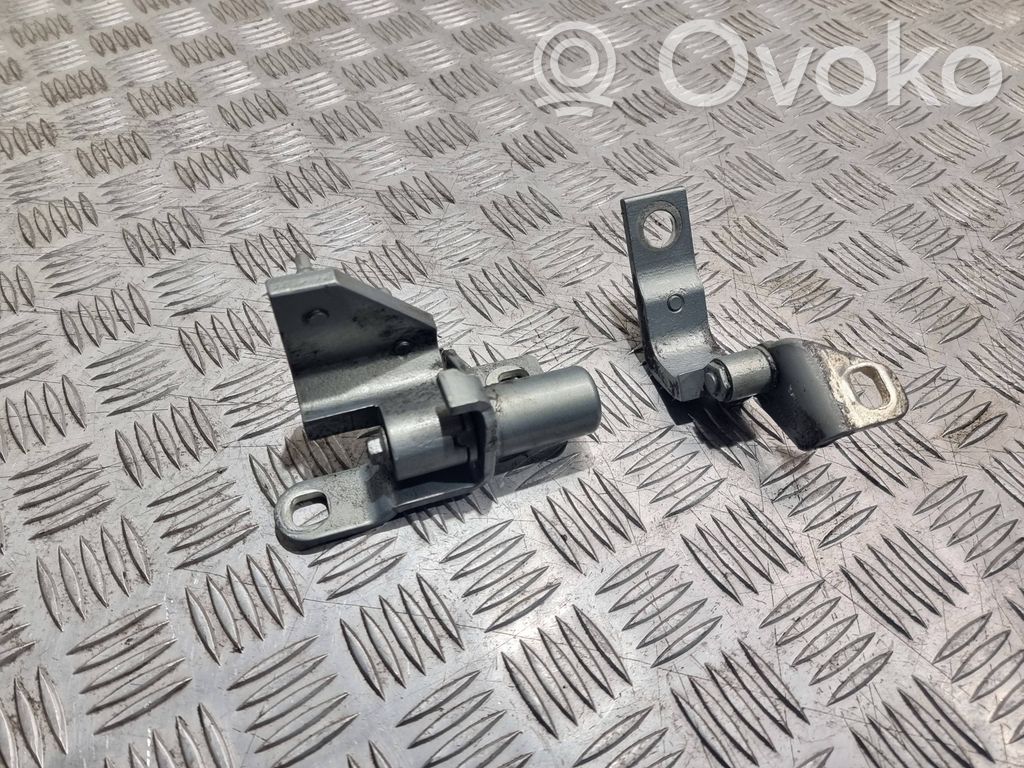 Ford Mondeo MK IV Rear door hinge set 