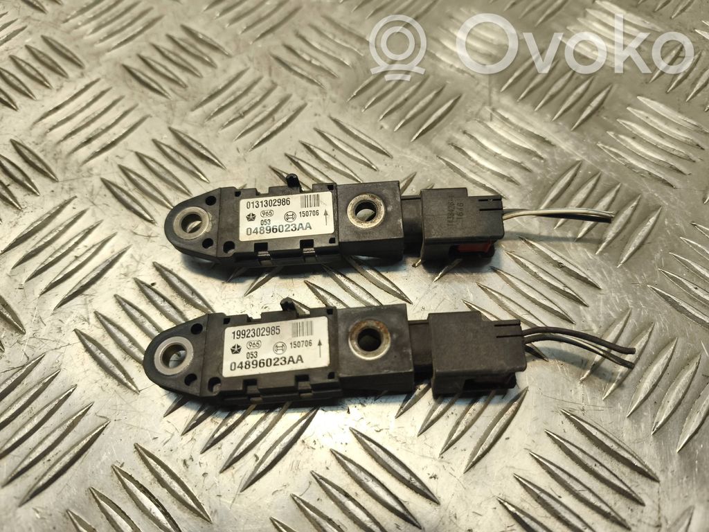Airbag deployment crash/impact sensor   04896023AA,1992302985,150706
