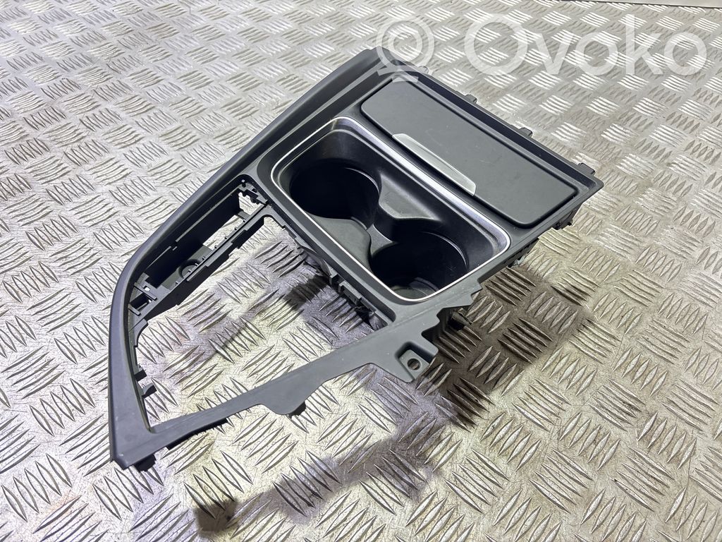 BMW 3 F30 F35 F31 Becherhalter Getränkehalter Cupholder vorne 