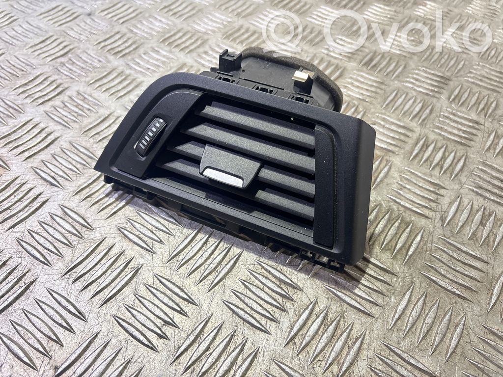 BMW 3 F30 F35 F31 Moldura protectora de la rejilla de ventilación lateral del panel 