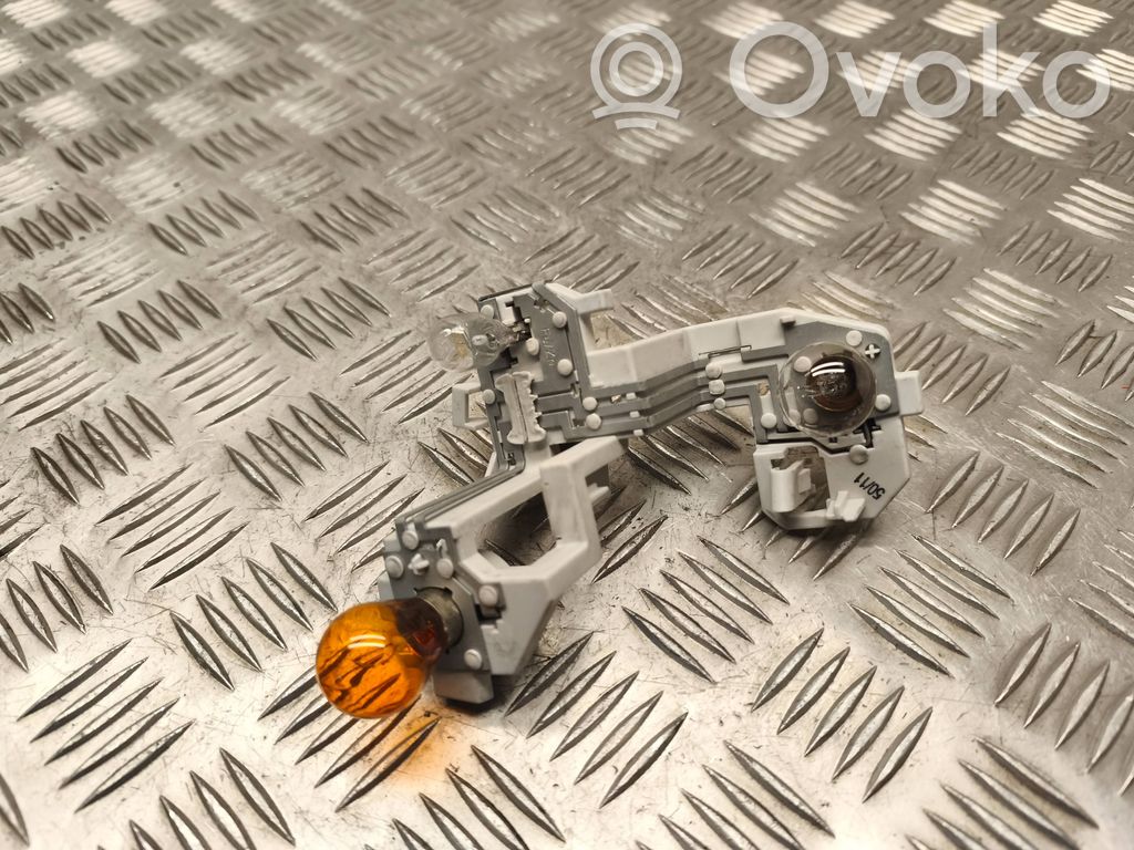 Ford Fiesta Tail light bulb cover holder 