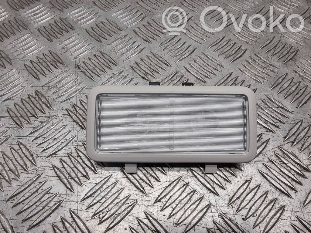 Ford Focus Luz del asiento trasero 