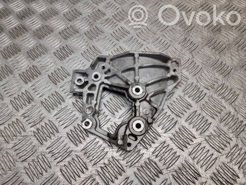 Ford Focus A/C compressor mount bracket 