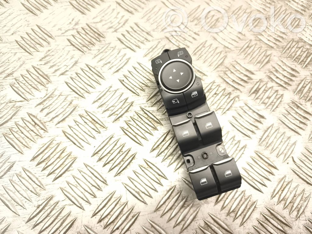 Ford Focus Electric window control switch 