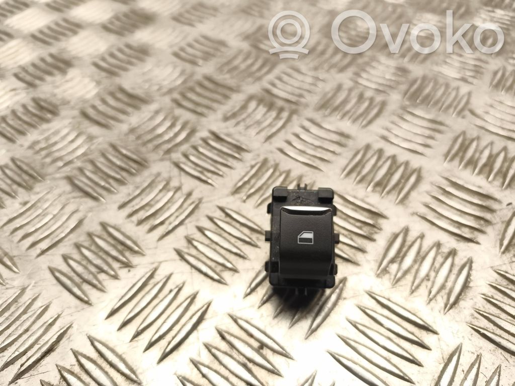 Ford Focus Electric window control switch 