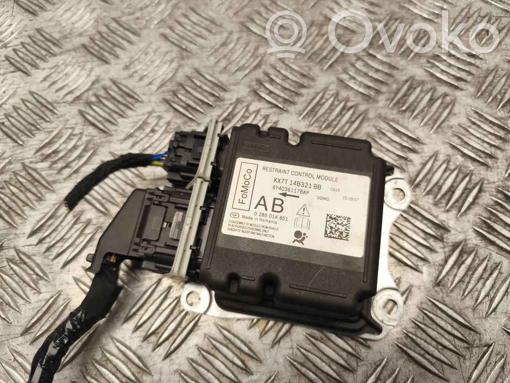 Ford Focus Airbag control unit/module 