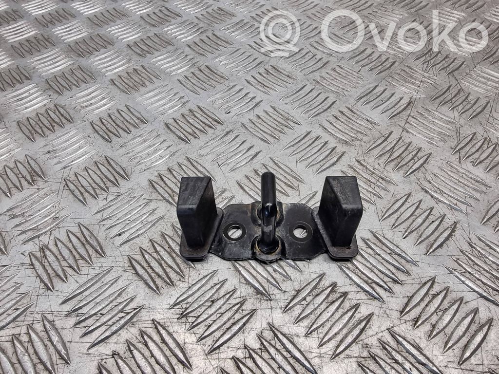 Ford Focus Loading door lock loop/hook striker 