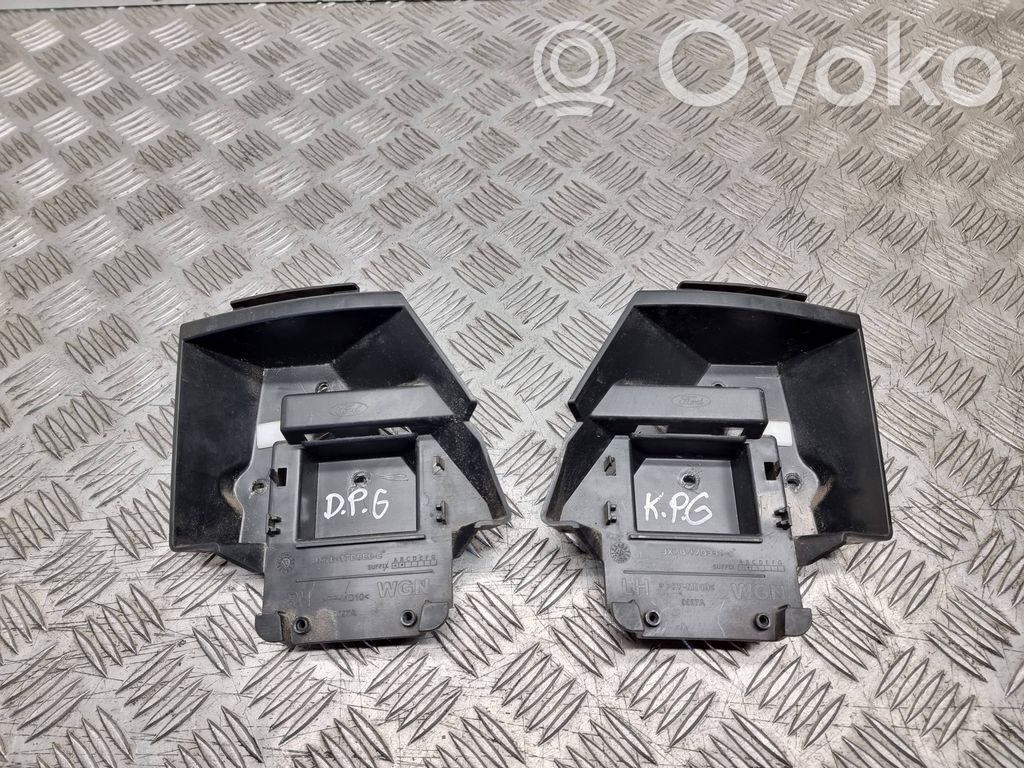 Rear bumper mounting bracket   JX7B17D980C