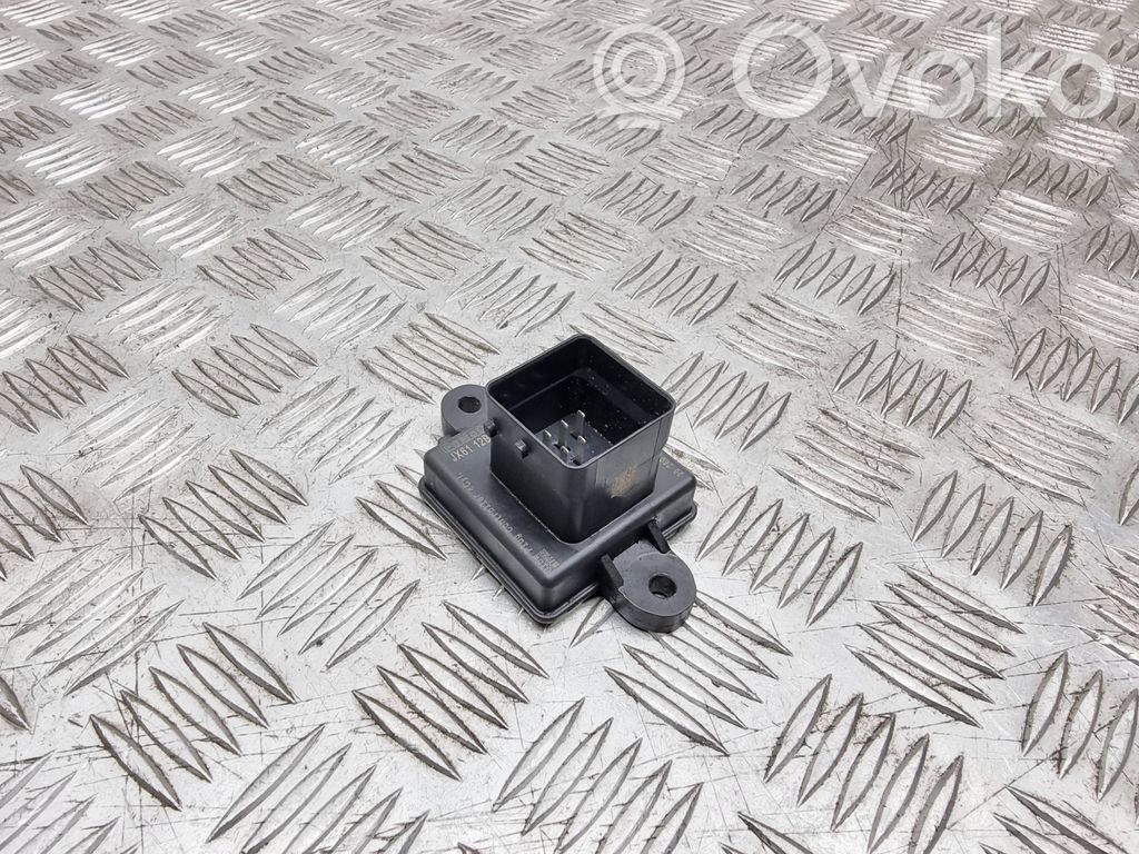 Ford Focus Glow plug pre-heat relay 