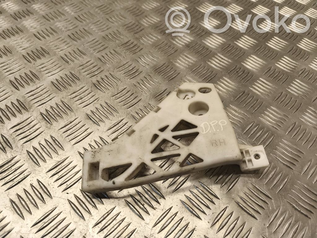 Mazda 5 Front bumper mounting bracket 